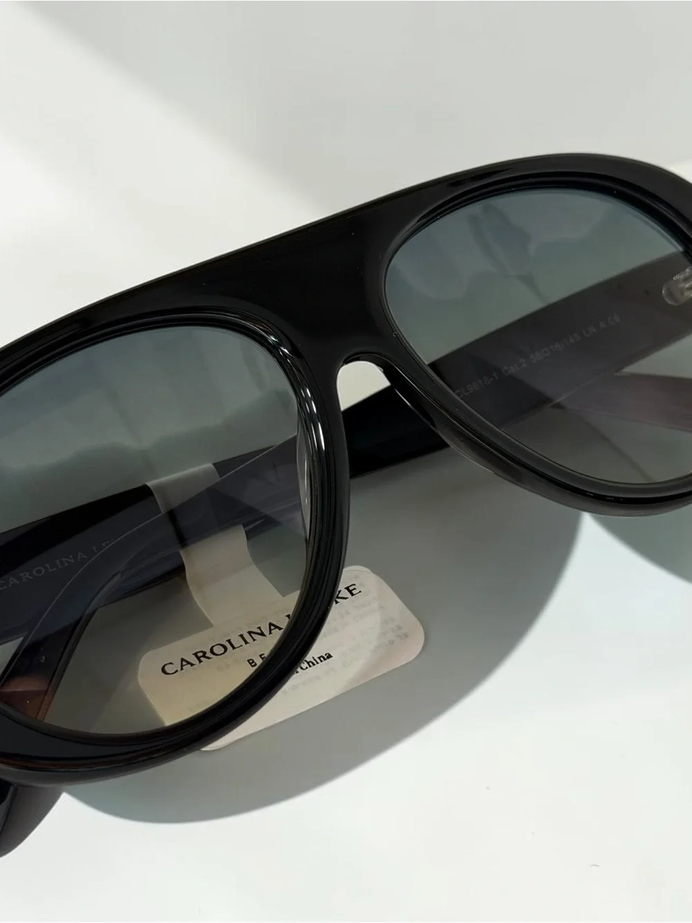 CL9618-01 Carolina lemke Berlin- Gloss black+ free luxury premium case